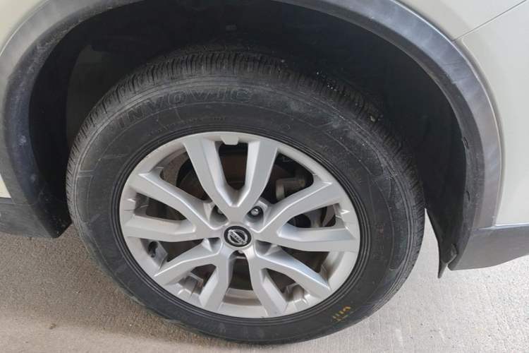 Used Nissan X-Trail 2021 2.0L CVT 2WD XE Fashion Edition Right Front Wheel Hub