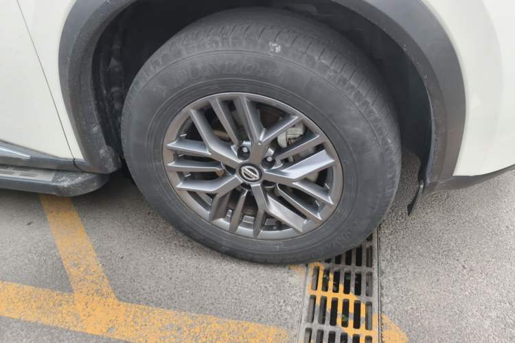Used Nissan X-Trail 2021 VC-Turbo 300 CVT 2WD Luxury Edition Right Front Wheel Hub