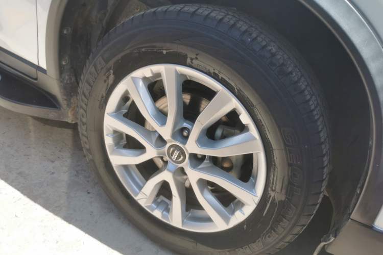Used Nissan X-Trail 2021 2.0L CVT 2WD XL ITS SmartConnect Comfort Edition Right Front Wheel Hub