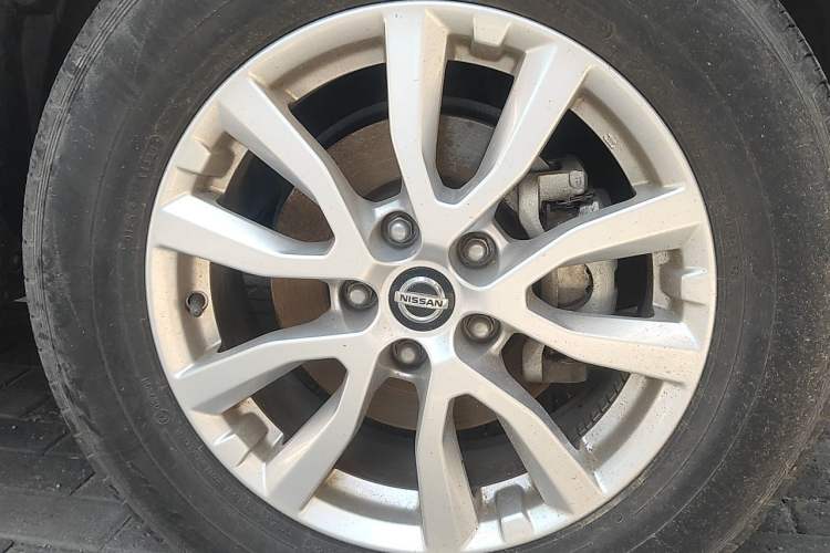 Used Nissan X-Trail 2021 2.0L CVT 2WD XL ITS SmartConnect Comfort Edition Right Front Wheel Hub