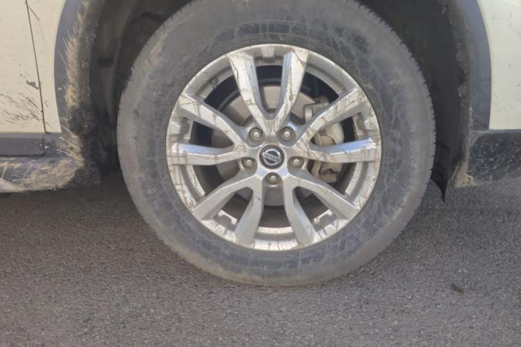 Used Nissan X-Trail 2021 2.0L CVT 2WD XL Premium SmartConnect Deluxe Edition Right Front Wheel Hub
