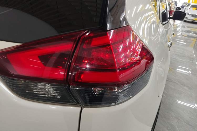 Used Nissan X-Trail 2021 2.0L CVT 2WD XL Premium Commemorative Edition Right Rear Taillight