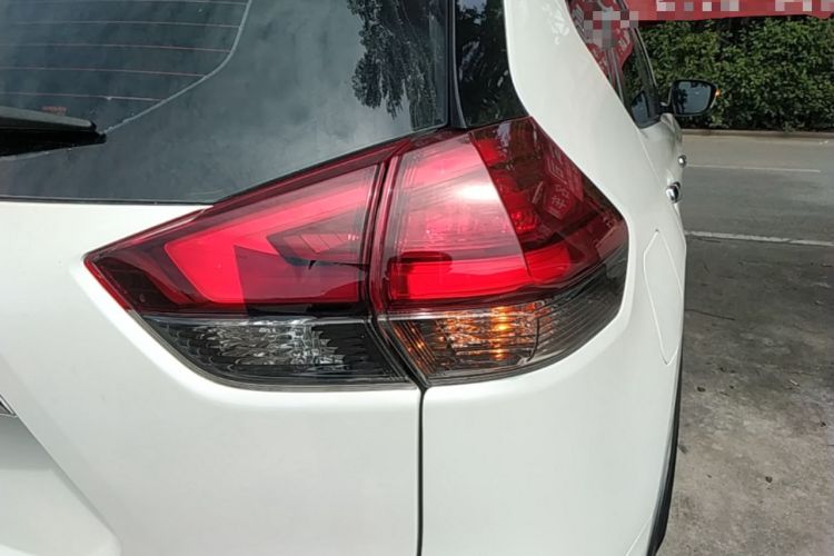 Used Nissan X-Trail 2021 2.0L CVT 2WD XL ITS SmartConnect Comfort Edition Right Rear Taillight