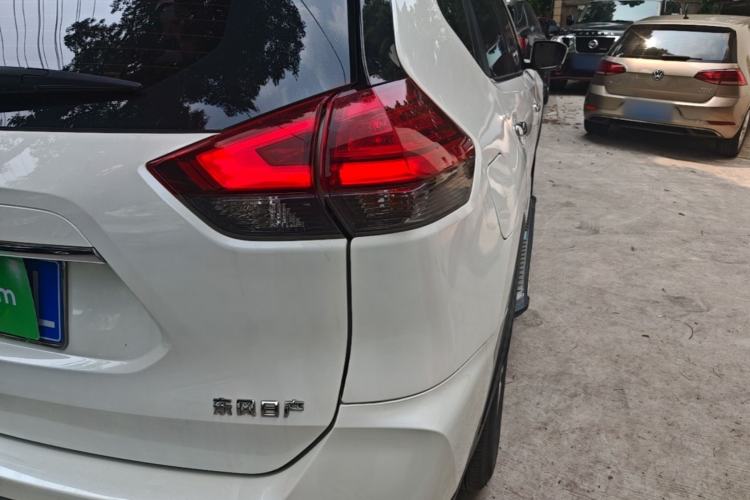 Used Nissan X-Trail 2021 2.0L CVT 2WD XL ITS SmartConnect Comfort Edition Right Rear Taillight
