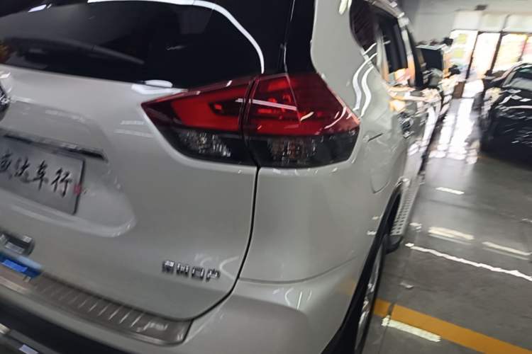 Used Nissan X-Trail 2021 2.0L CVT 2WD XL ITS SmartConnect Comfort Edition Right Rear Taillight