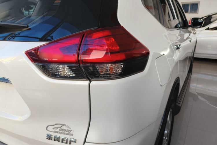 Used Nissan X-Trail 2021 2.0L CVT 2WD XL ITS Comfort Commemorative Edition Right Rear Taillight