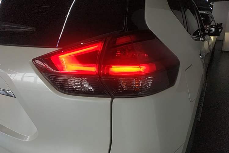 Used Nissan X-Trail 2021 2.0L CVT 2WD XL Premium Commemorative Edition Right Rear Taillight