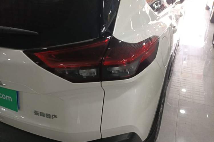 Used Nissan X-Trail 2021 VC-Turbo 300 CVT 2WD Luxury Edition Right Rear Taillight