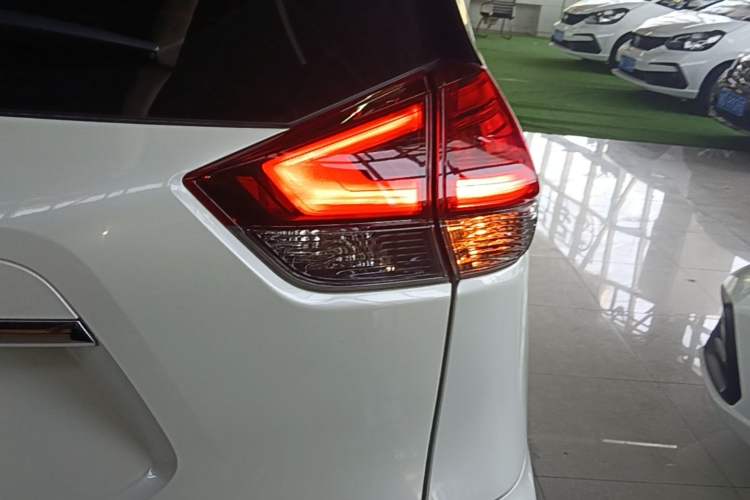 Used Nissan X-Trail 2021 2.0L CVT 2WD XL Premium Commemorative Edition Right Rear Taillight