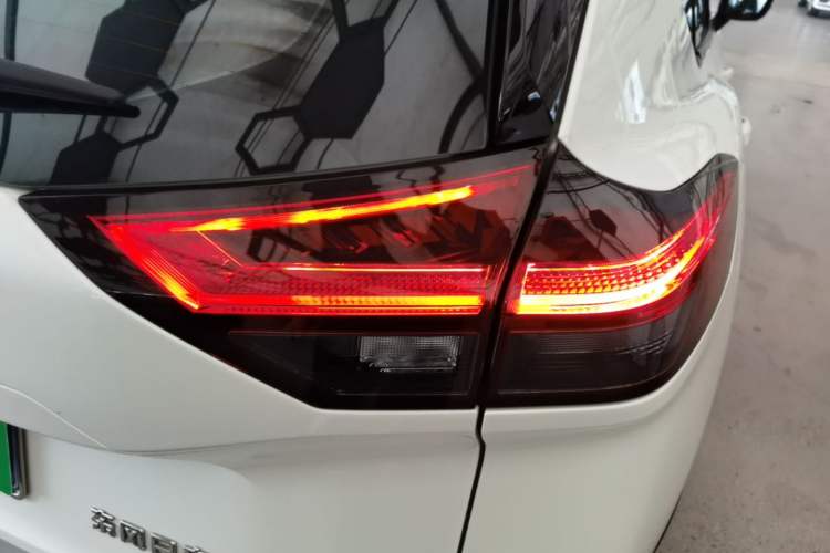 Used Nissan X-Trail 2021 VC-Turbo 300 CVT 2WD Luxury Edition Right Rear Taillight