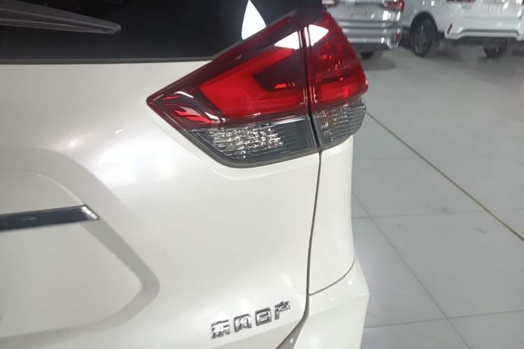 Used Nissan X-Trail 2021 2.0L CVT 2WD XL Premium Commemorative Edition Right Rear Taillight