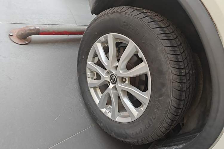Used Nissan X-Trail 2021 2.0L CVT 2WD XL Premium SmartConnect Deluxe Edition Right Rear Wheel Hub