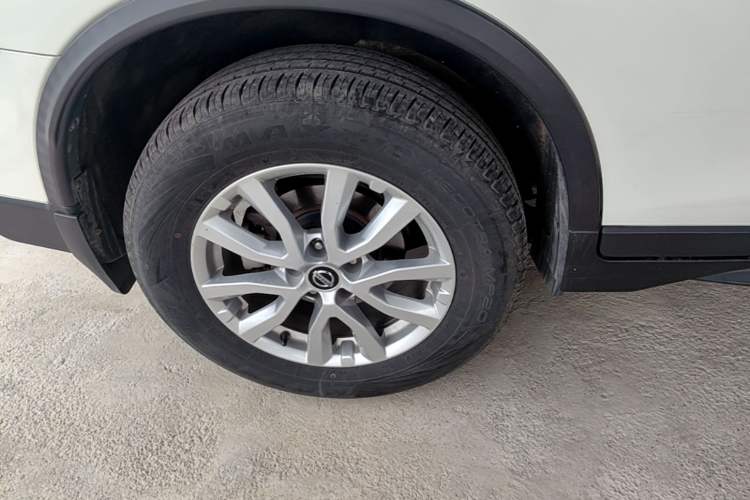 Used Nissan X-Trail 2021 2.0L CVT 2WD XL Premium SmartConnect Deluxe Edition Right Rear Wheel Hub