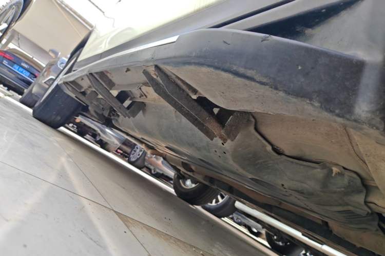 Used Nissan X-Trail 2021 2.0L CVT 2WD XL Premium Commemorative Edition Right Side Sill