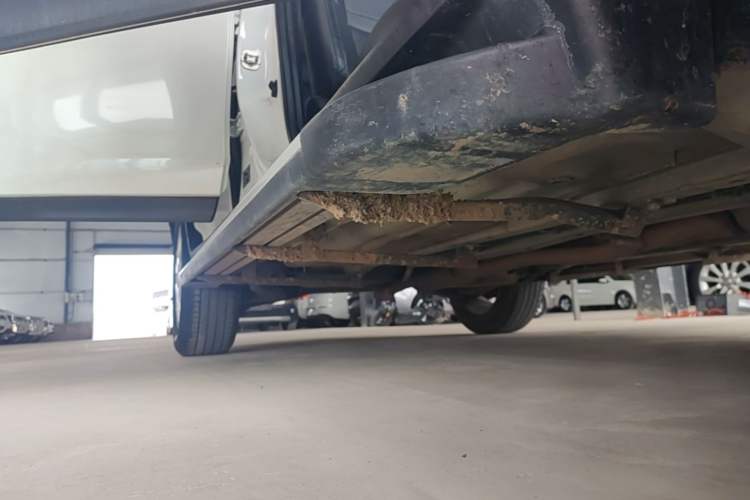 Used Nissan X-Trail 2021 2.0L CVT 2WD XL Premium SmartConnect Deluxe Edition Right Side Sill