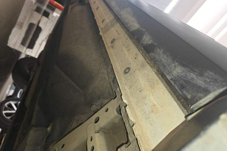Used Nissan X-Trail 2021 VC-Turbo 300 CVT 2WD Luxury Edition Right Side Sill