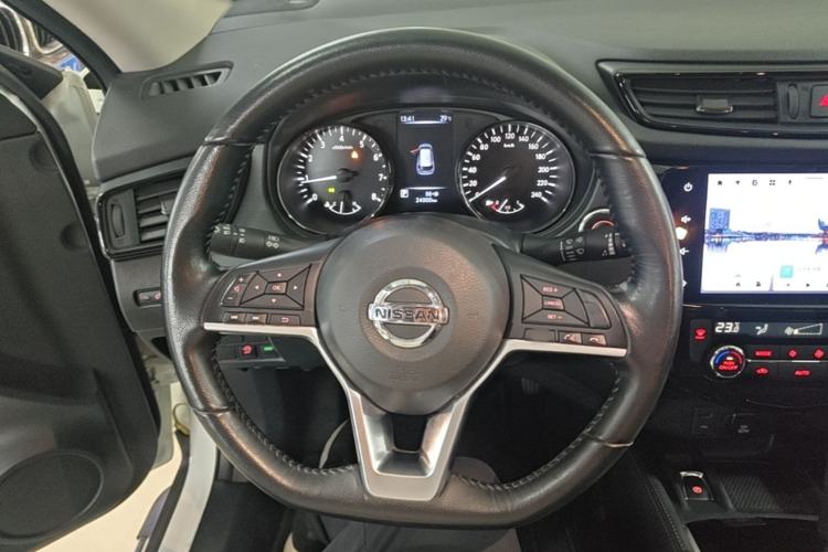 Used Nissan X-Trail 2021 2.0L CVT 2WD XL ITS Comfort Commemorative Edition Steering Wheel