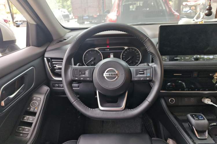 Used Nissan X-Trail 2021 VC-Turbo 300 CVT 2WD Luxury Edition Steering Wheel