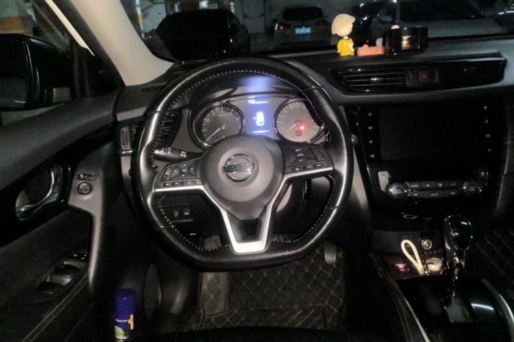 Used Nissan X-Trail 2021 2.0L CVT 2WD XL ITS SmartConnect Comfort Edition Steering Wheel