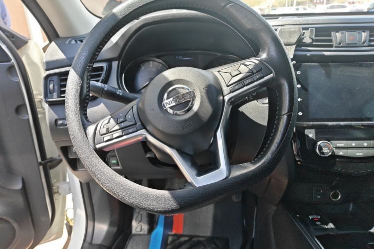 Used Nissan X-Trail 2021 2.0L CVT 2WD XL Premium Commemorative Edition Steering Wheel