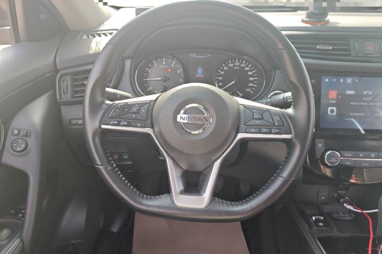 Used Nissan X-Trail 2021 2.0L CVT 2WD XL Premium SmartConnect Deluxe Edition Steering Wheel