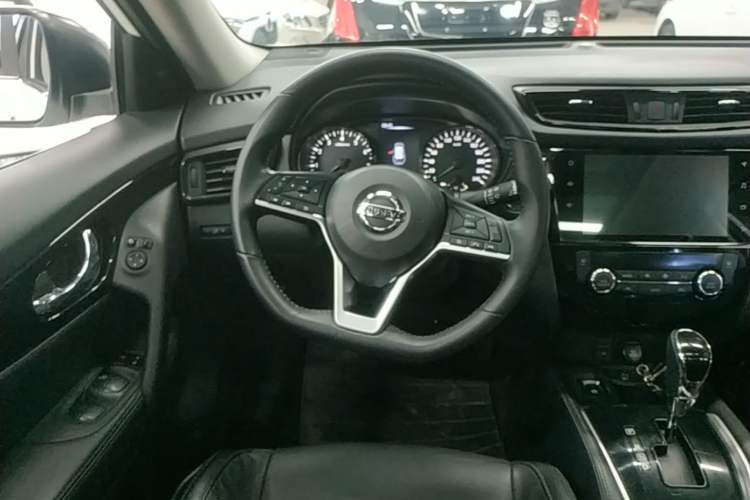 Used Nissan X-Trail 2021 2.0L CVT 2WD XL ITS Comfort Commemorative Edition Steering Wheel