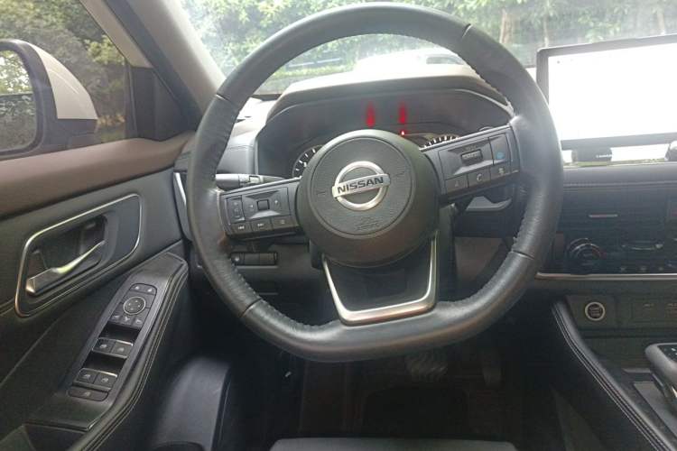 Used Nissan X-Trail 2021 VC-Turbo 300 CVT 2WD Luxury Edition Steering Wheel