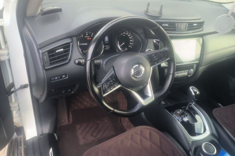 Used Nissan X-Trail 2021 2.0L CVT 2WD XL Premium SmartConnect Deluxe Edition Steering Wheel