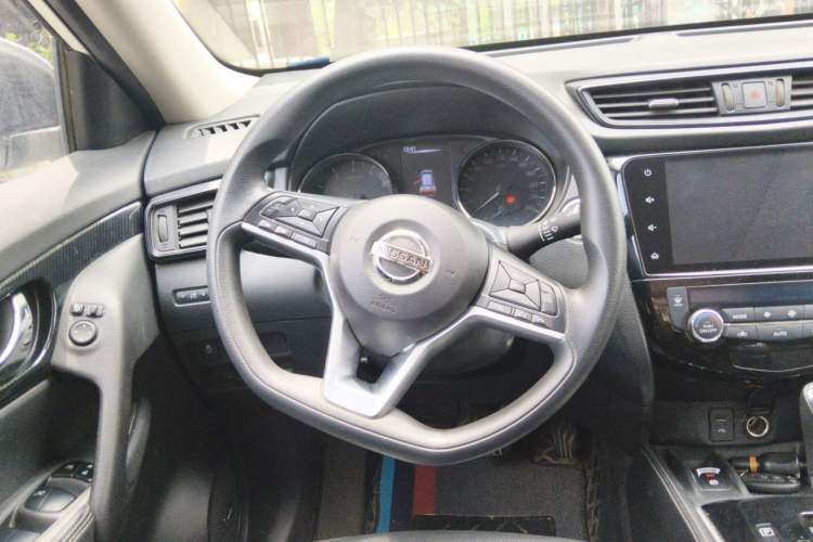 Used Nissan X-Trail 2021 2.5L CVT 4WD XL SmartConnect Leading Edition Steering Wheel