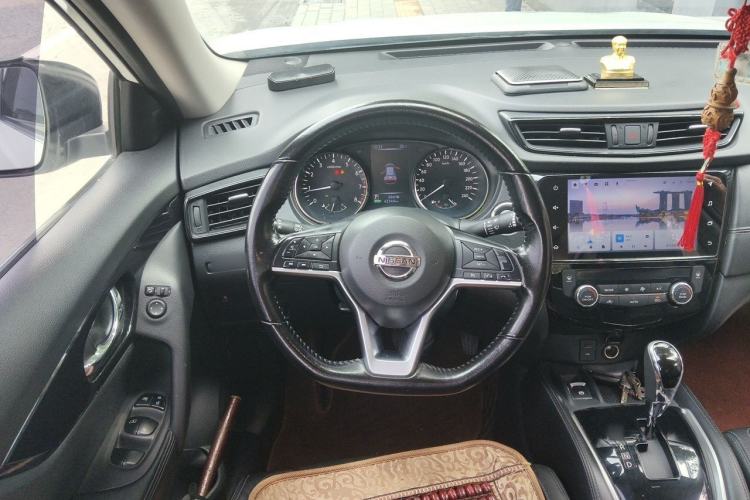 Used Nissan X-Trail 2021 2.0L CVT 2WD XL ITS SmartConnect Comfort Edition Steering Wheel