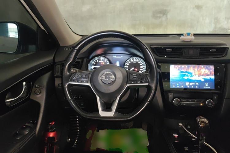 Used Nissan X-Trail 2021 2.0L CVT 2WD XL Premium SmartConnect Deluxe Edition Steering Wheel