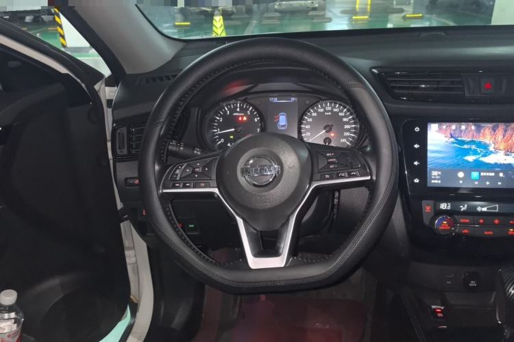 Used Nissan X-Trail 2021 2.0L CVT 2WD XL Premium Commemorative Edition Steering Wheel