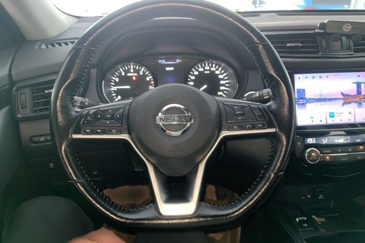 Used Nissan X-Trail 2021 2.0L CVT 2WD XL Premium SmartConnect Deluxe Edition Steering Wheel