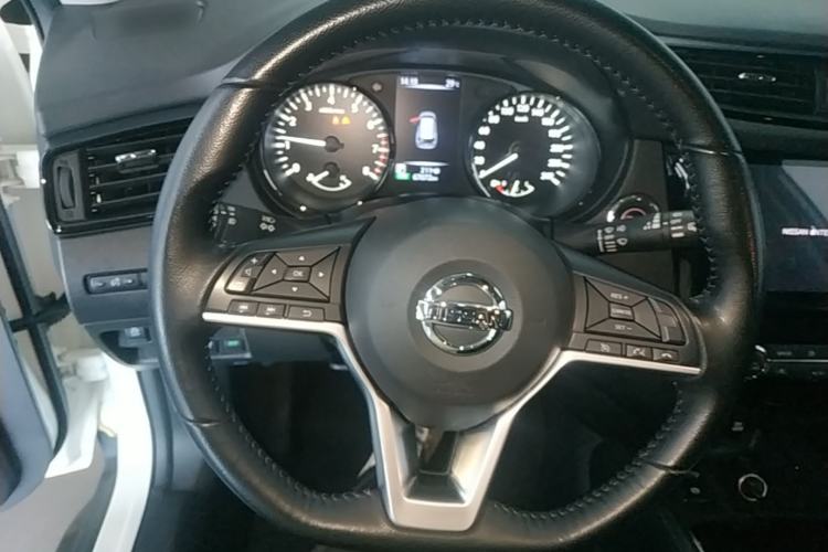 Used Nissan X-Trail 2021 2.0L CVT 2WD XL Premium Commemorative Edition Steering Wheel