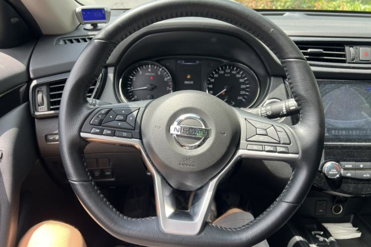 Used Nissan X-Trail 2021 2.0L CVT 2WD XL Premium Commemorative Edition Steering Wheel