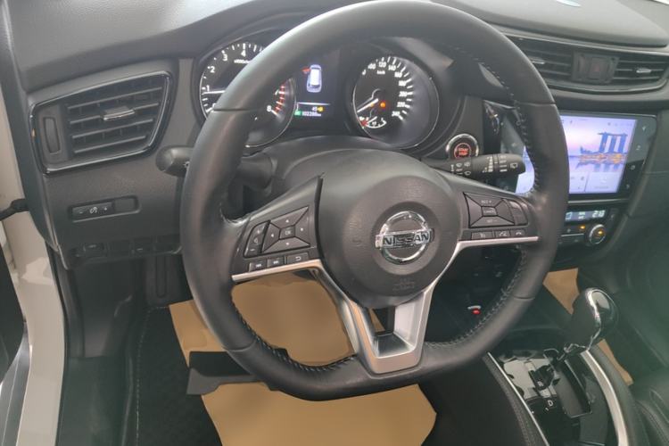 Used Nissan X-Trail 2021 2.0L CVT 2WD XL ITS SmartConnect Comfort Edition Steering Wheel