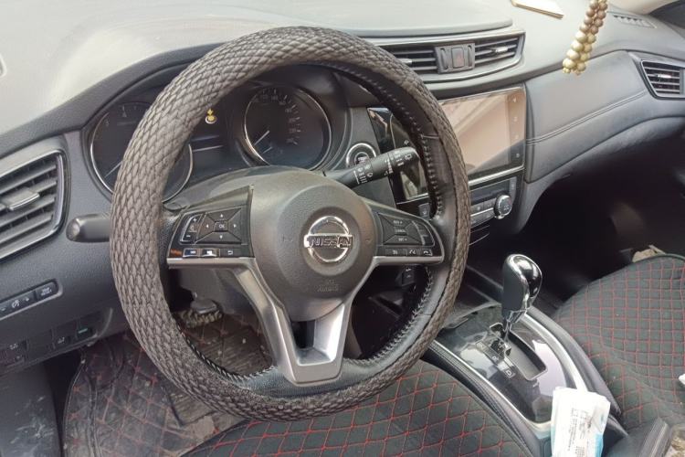 Used Nissan X-Trail 2021 2.0L CVT 2WD XL ITS SmartConnect Comfort Edition Steering Wheel