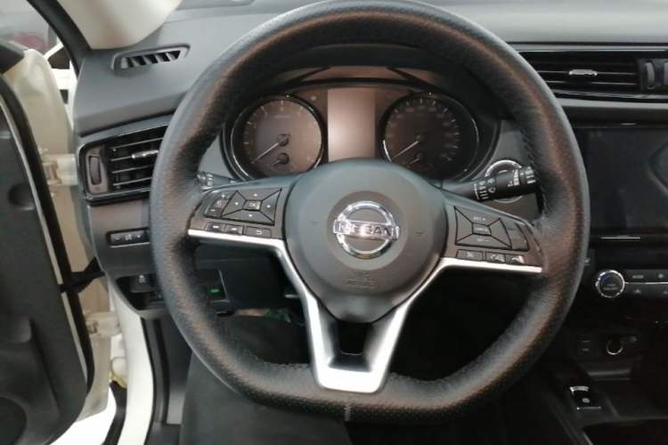 Used Nissan X-Trail 2021 2.0L CVT 2WD XL ITS Comfort Commemorative Edition Steering Wheel