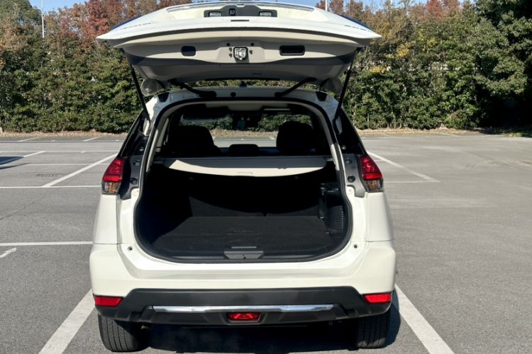 Used Nissan X-Trail 2021 2.0L CVT 2WD XL Premium SmartConnect Deluxe Edition Trunk