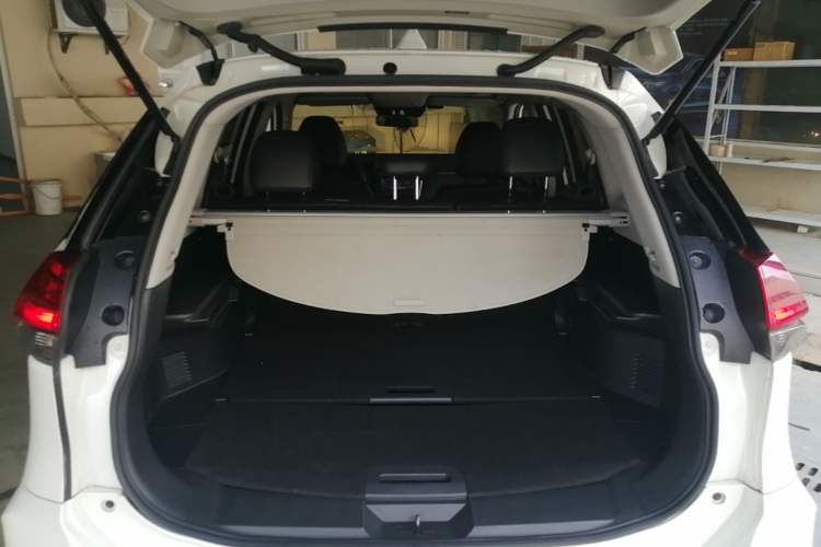 Used Nissan X-Trail 2021 2.0L CVT 2WD XL ITS SmartConnect Comfort Edition Trunk