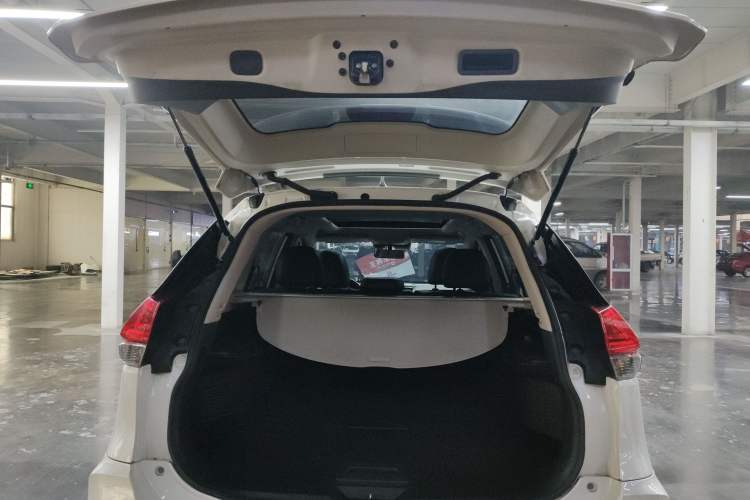 Used Nissan X-Trail 2021 2.0L CVT 2WD XL Premium Commemorative Edition Trunk
