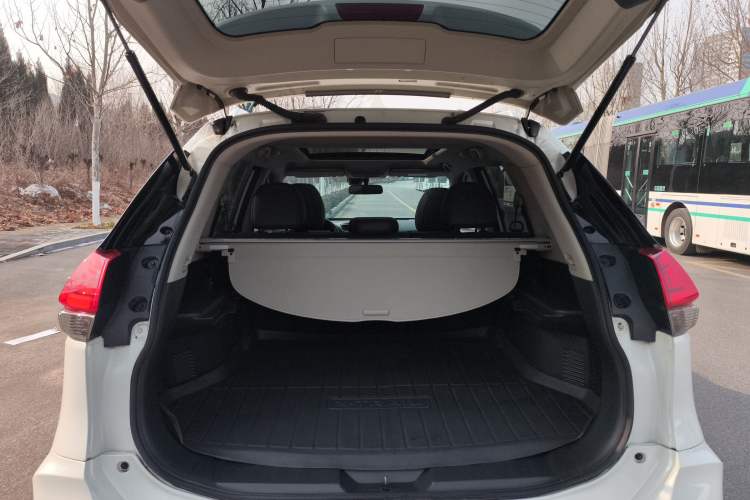 Used Nissan X-Trail 2021 2.5L CVT 4WD XL SmartConnect Leading Edition Trunk