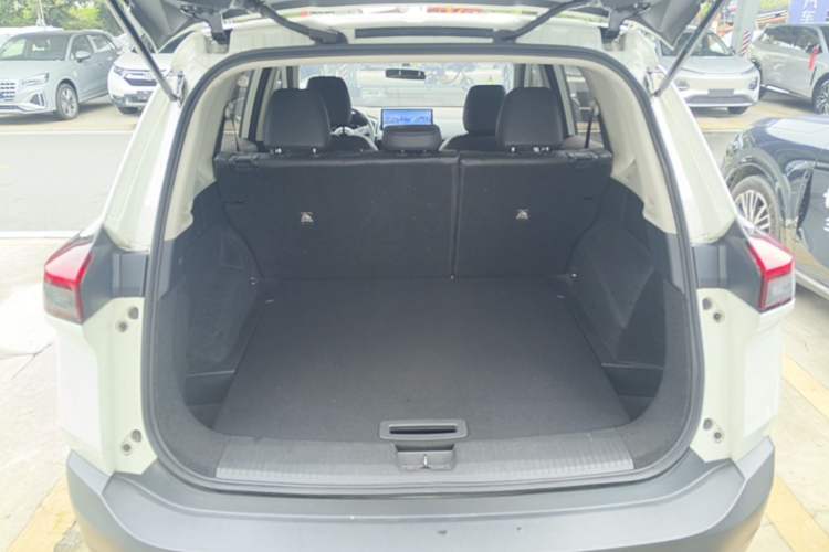 Used Nissan X-Trail 2021 VC-Turbo 300 CVT 2WD Comfort Edition Trunk