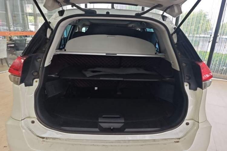 Used Nissan X-Trail 2021 2.0L CVT 2WD XL ITS SmartConnect Comfort Edition Trunk