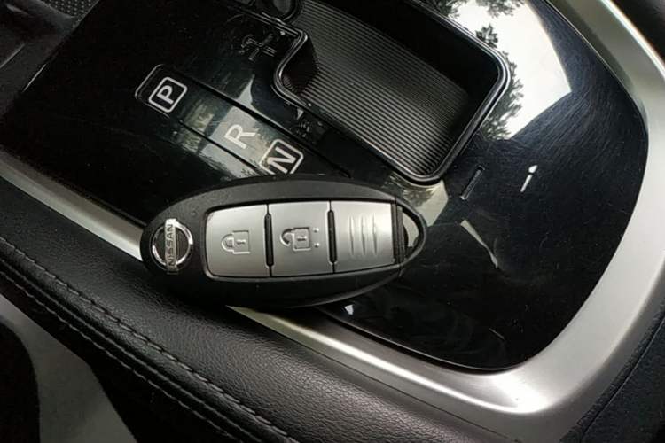 Used Nissan X-Trail 2021 2.0L CVT 2WD XL ITS SmartConnect Comfort Edition Vehicle Key