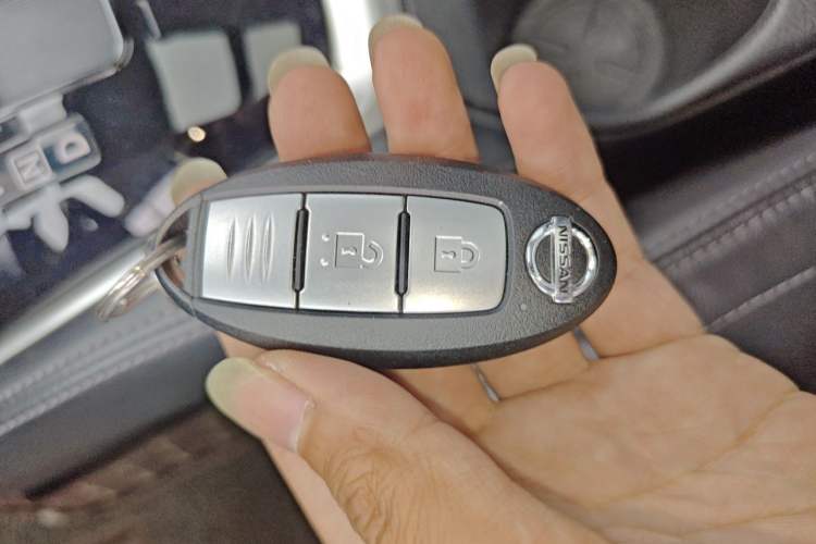 Used Nissan X-Trail 2021 2.0L CVT 2WD XL ITS SmartConnect Comfort Edition Vehicle Key