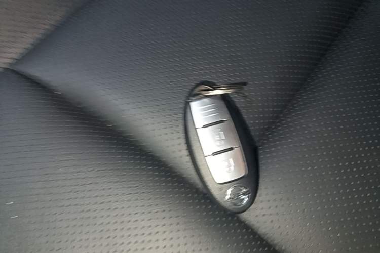 Used Nissan X-Trail 2021 2.0L CVT 2WD XL ITS SmartConnect Comfort Edition Vehicle Key