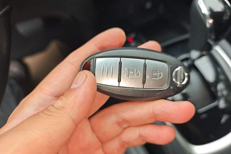 Used Nissan X-Trail 2021 2.0L CVT 2WD XL ITS SmartConnect Comfort Edition Vehicle Key