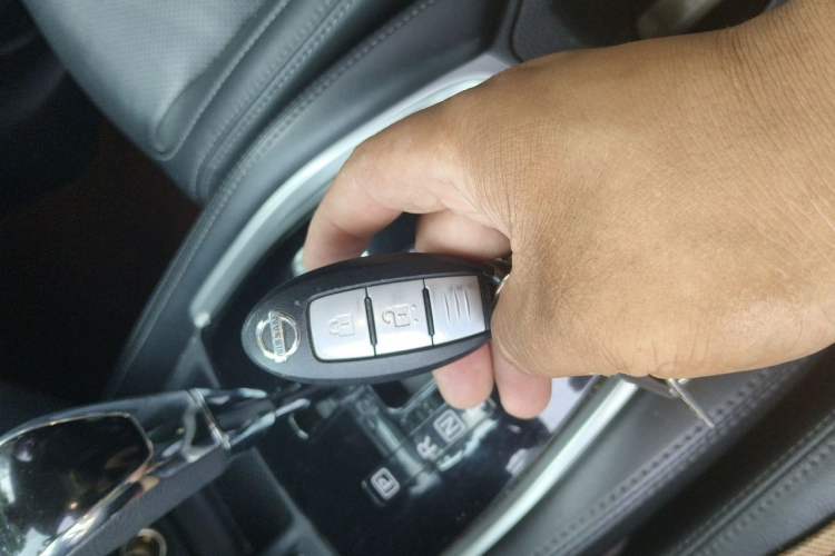 Used Nissan X-Trail 2021 2.0L CVT 2WD XL ITS SmartConnect Comfort Edition Vehicle Key