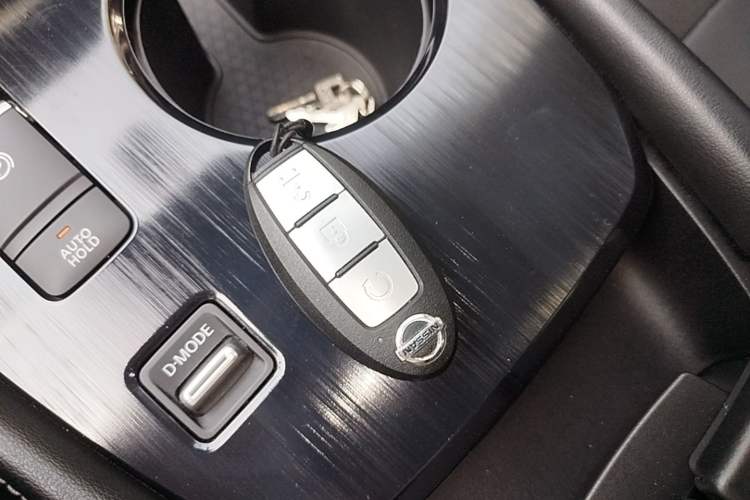 Used Nissan X-Trail 2021 VC-Turbo 300 CVT 2WD Luxury Edition Vehicle Key